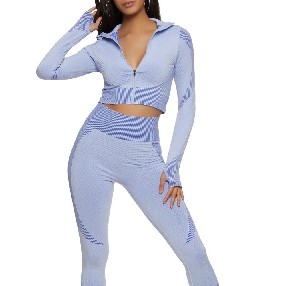 Light Blue Textured Zip-Up Jacket - Picture 2 of 3